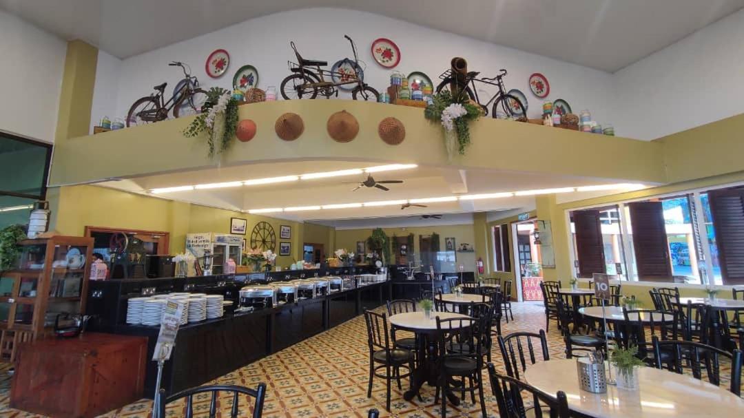 Bukit Merah Laketown Resort Taiping Exterior photo