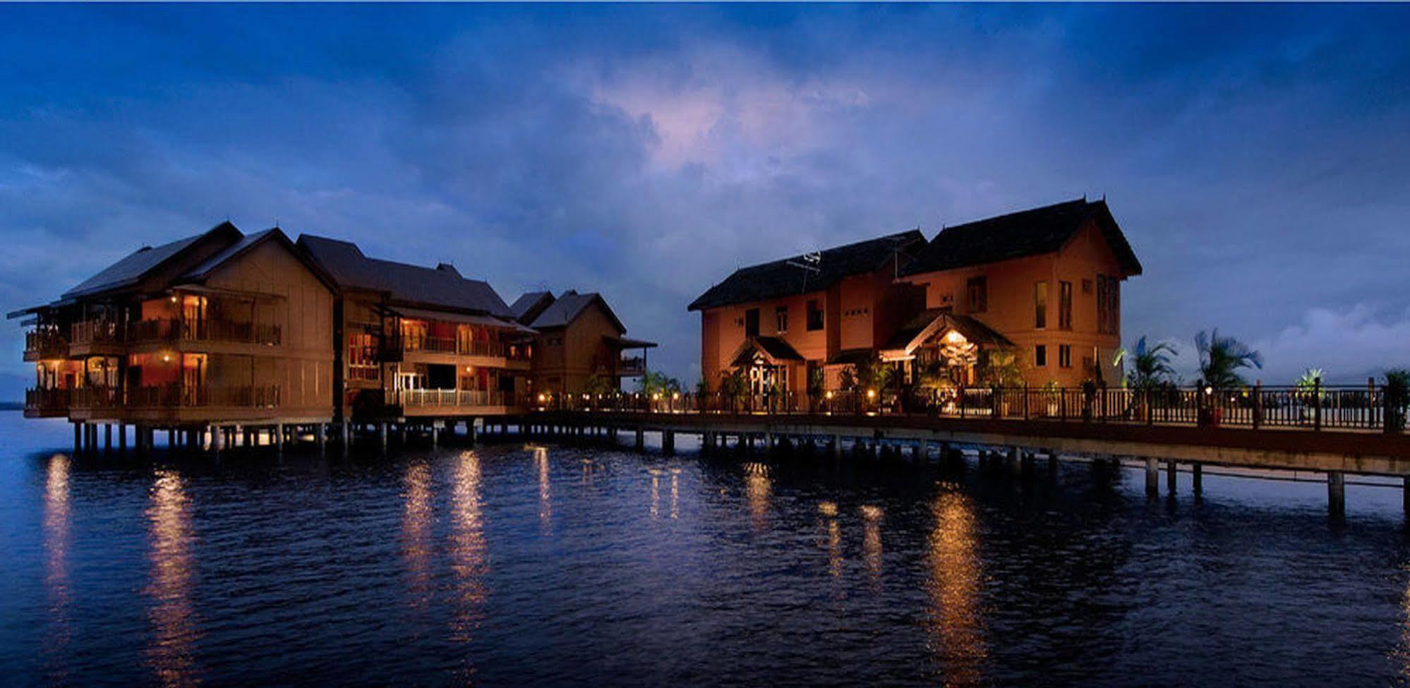 Bukit Merah Laketown Resort Taiping Exterior photo