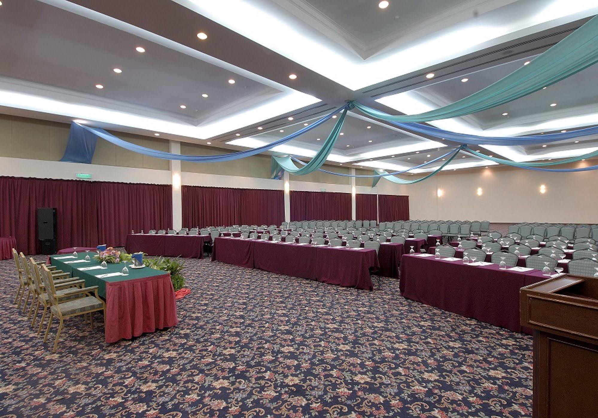 Bukit Merah Laketown Resort Taiping Exterior photo