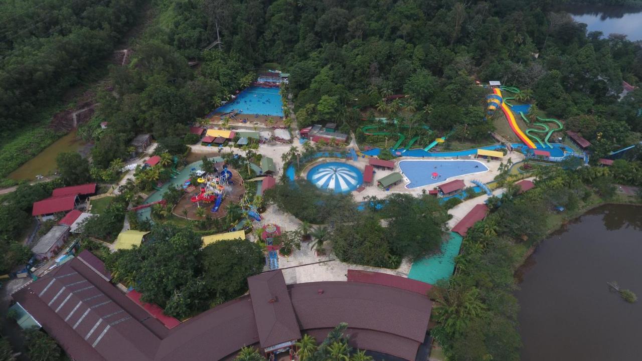 Bukit Merah Laketown Resort Taiping Exterior photo