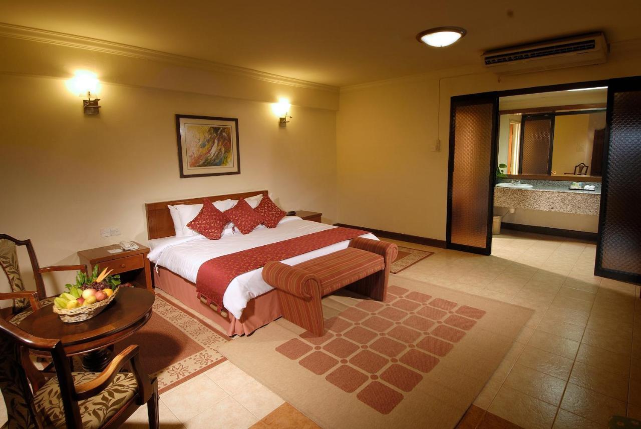 Bukit Merah Laketown Resort Taiping Exterior photo